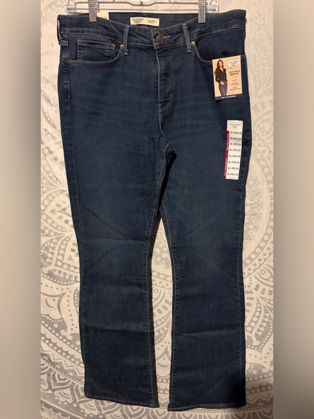 NWT Levi Strauss Signature Gold Totally Shaping Bootcut Jeans 16L W33 L34 👖✨